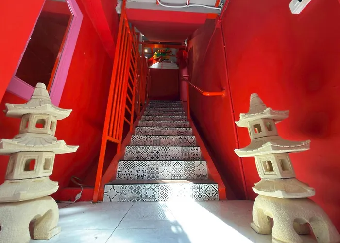 Hostel Merge